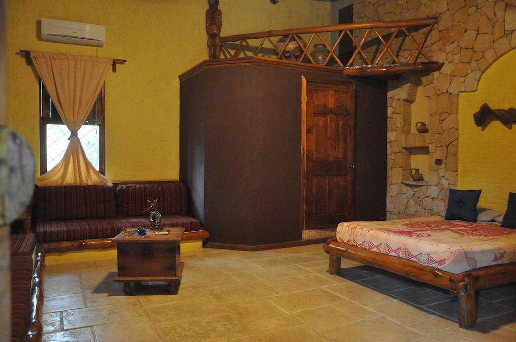 Hacienda La Isla Lodge Sarapiqui Bilik gambar