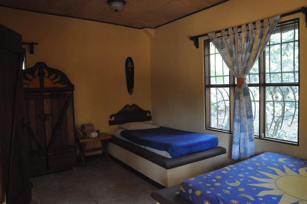 Hacienda La Isla Lodge Sarapiqui Bilik gambar
