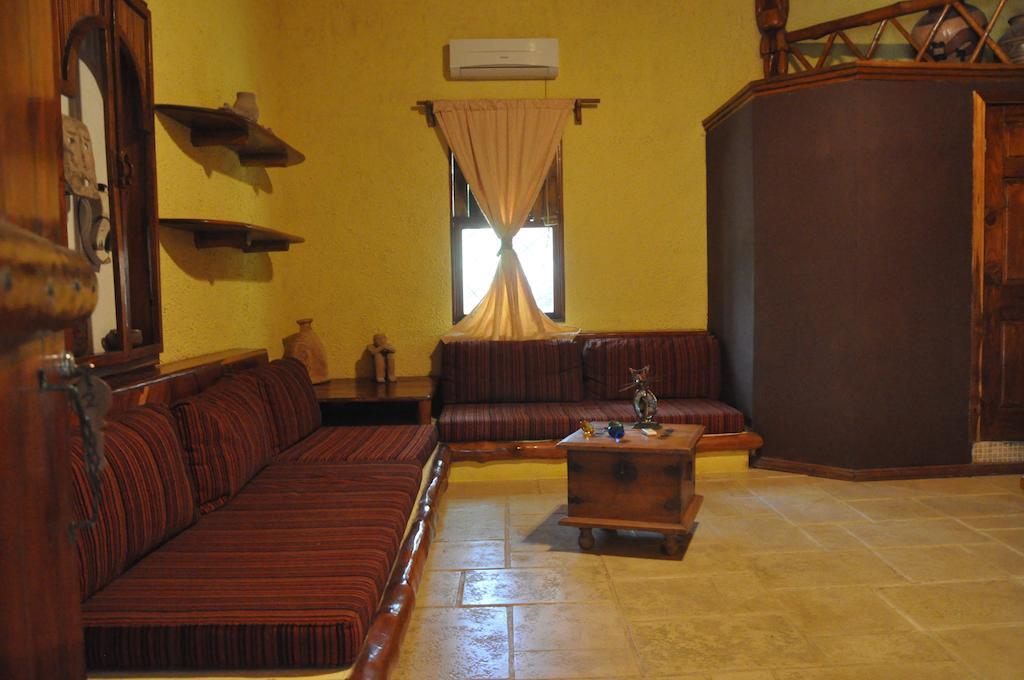 Hacienda La Isla Lodge Sarapiqui Bilik gambar