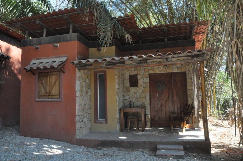 Hacienda La Isla Lodge Sarapiqui Bilik gambar